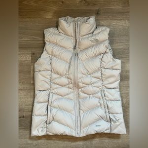 Women’s North Face 550 Vest